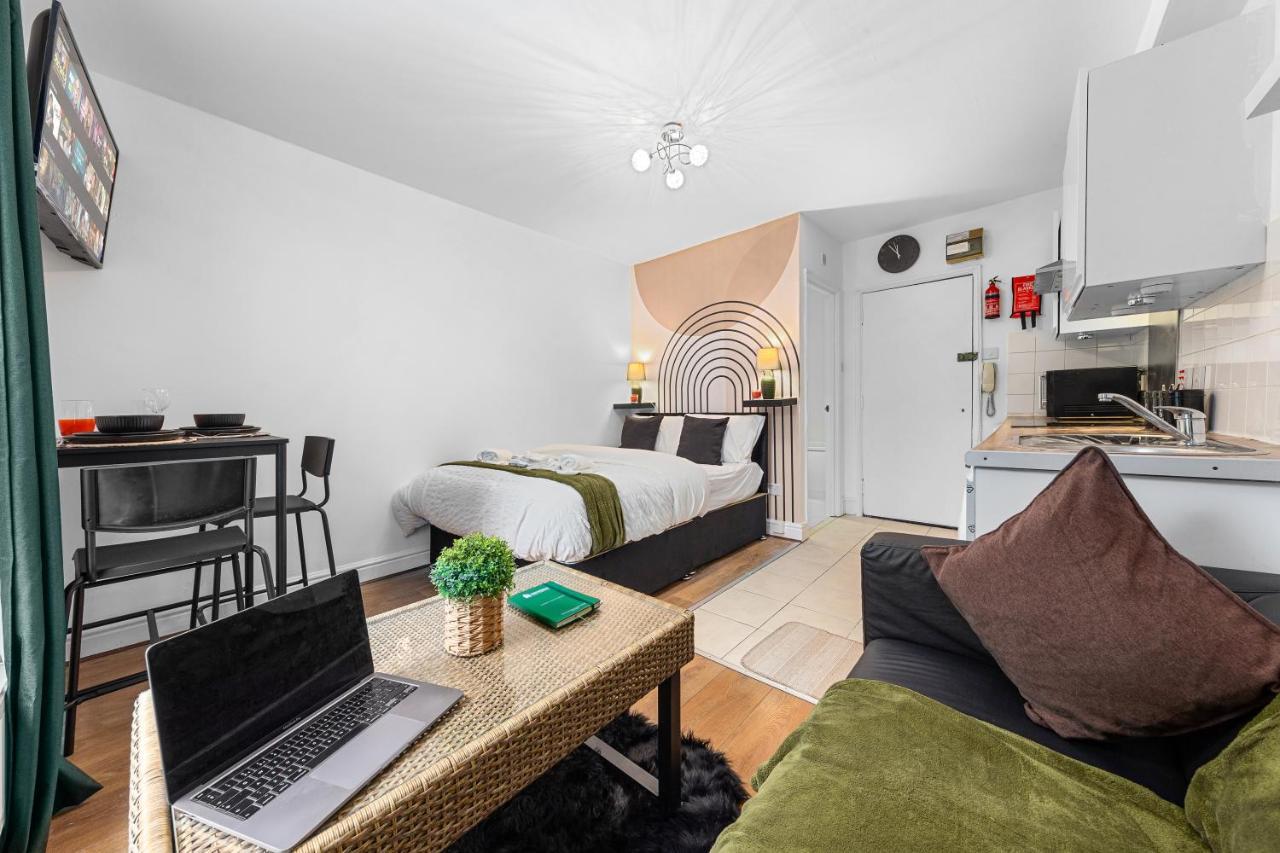 Modern Gem Brixton Centre Cozy & Comfort Charis City Studio London Exterior photo